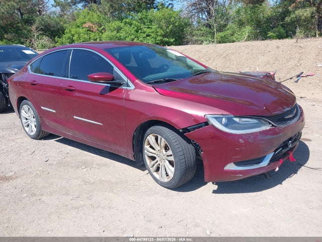 Salvage Chrysler 200 Image