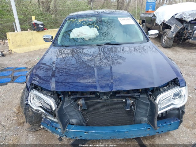 Chrysler 300c Awd