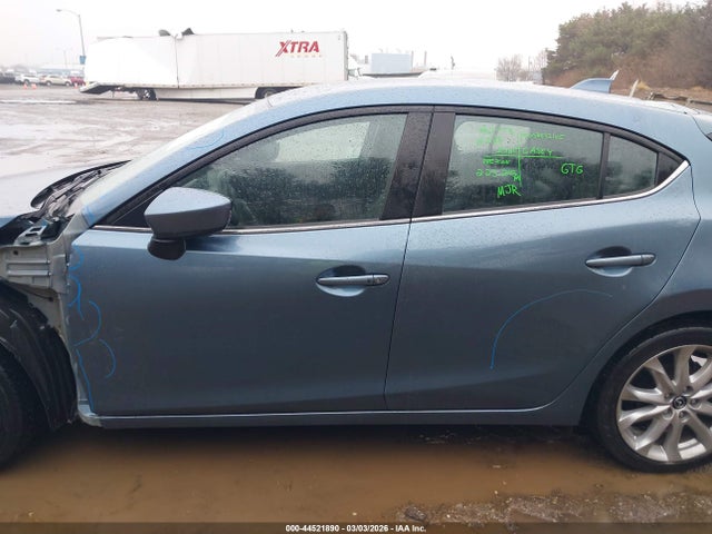 Mazda Mazda3 S Grand Touring