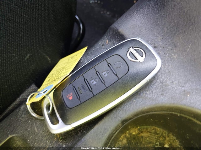 Nissan Versa 1.6 Sr