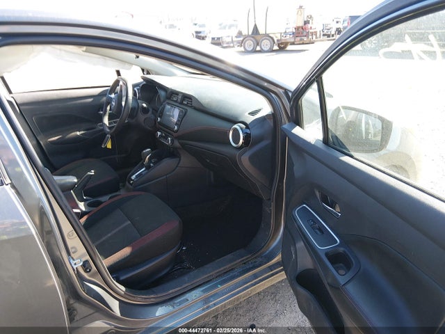 Nissan Versa 1.6 Sr