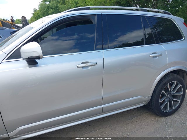Volvo XC90 T5 Momentum