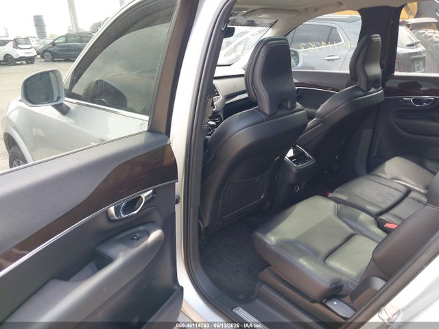 Volvo XC90 T5 Momentum