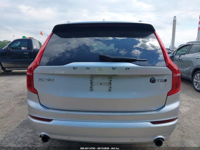 Volvo XC90 T5 Momentum