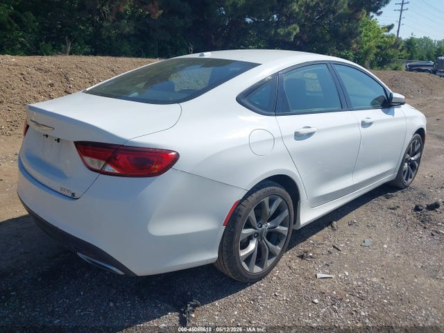 Chrysler 200 S
