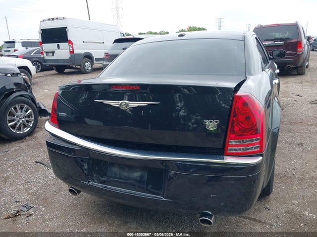 Chrysler 300c Awd