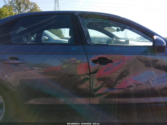 Audi A4 2.0t Ultra Premium
