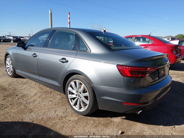 Audi A4 2.0t Ultra Premium