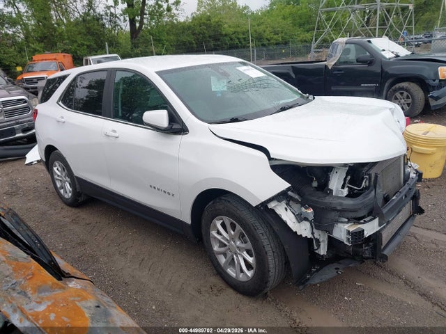 Salvage Chevrolet Equinox Image