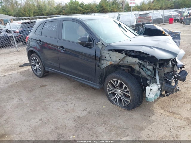 Salvage Mitsubishi Outlander Image
