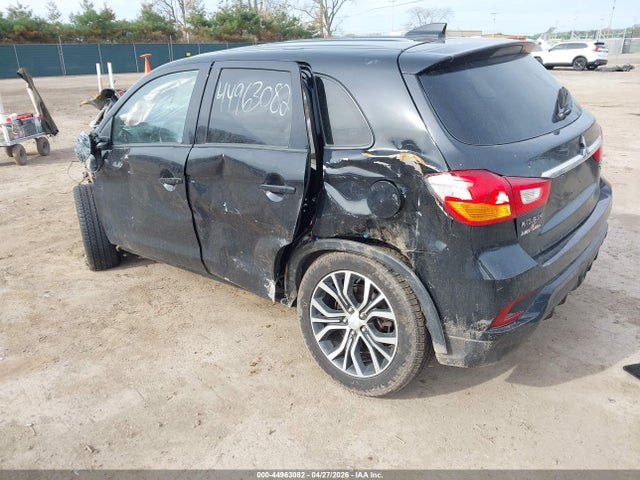 Mitsubishi Outlander 2.0 Es