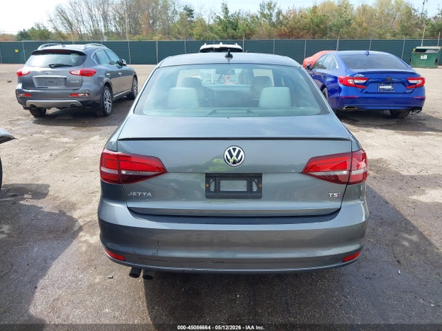 Volkswagen Jetta 1.8t Sport