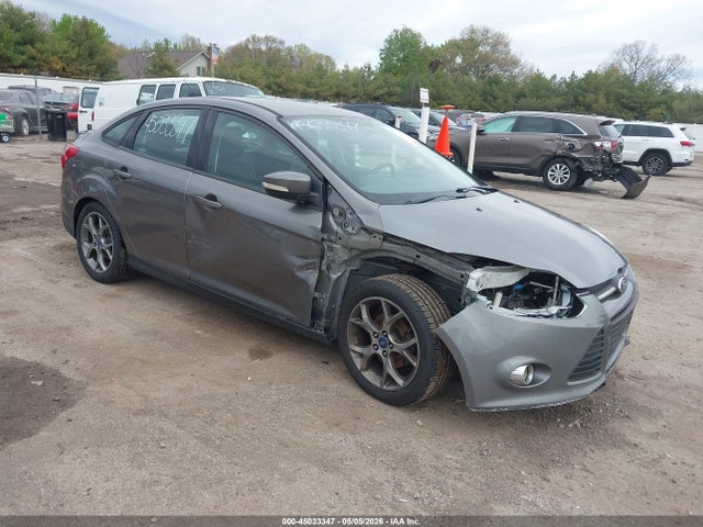 Salvage Ford Focus Image
