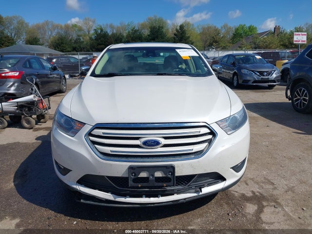 Ford Taurus Limited