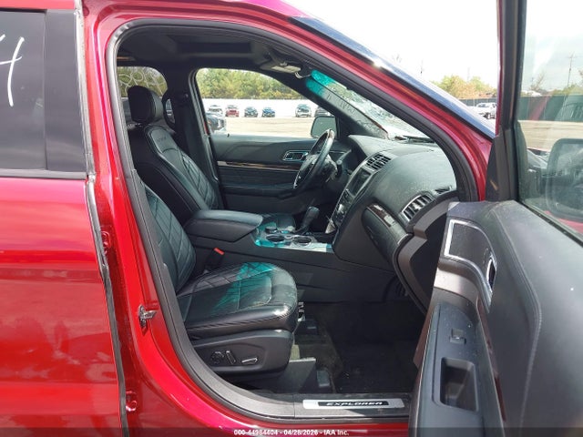 Ford Explorer Platinum
