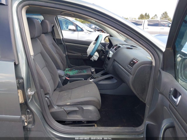 Volkswagen Rabbit 4-door