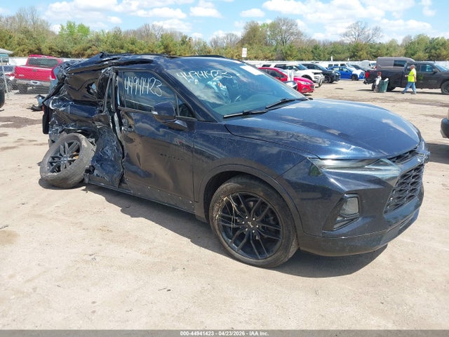 Salvage Chevrolet Blazer Image