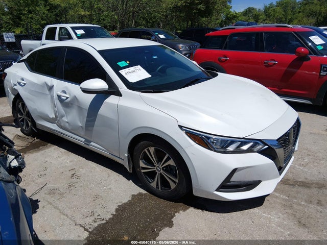 Salvage Nissan Sentra Image