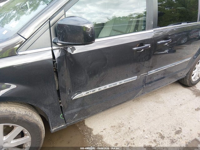 Chrysler Town & Country Touring