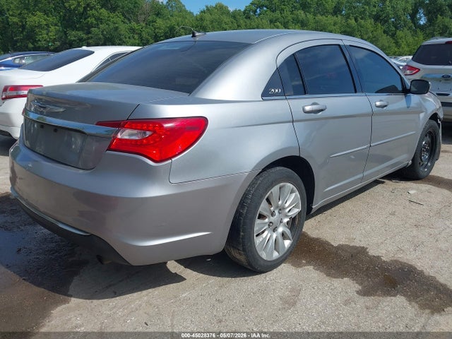 Chrysler 200 Lx
