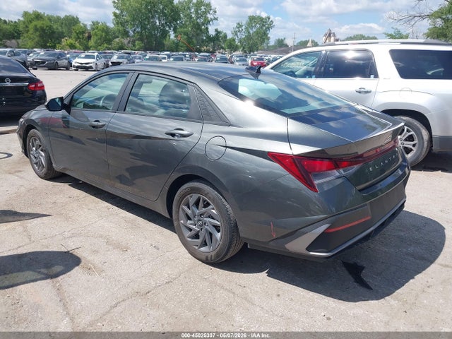 Hyundai ELANTRA Sel