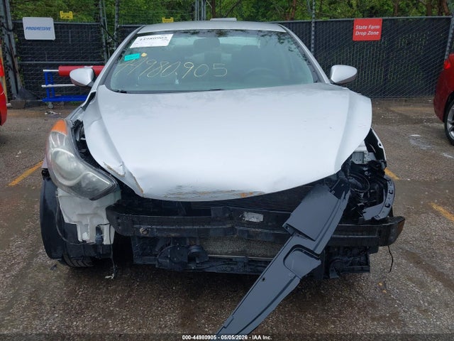Hyundai ELANTRA Gls