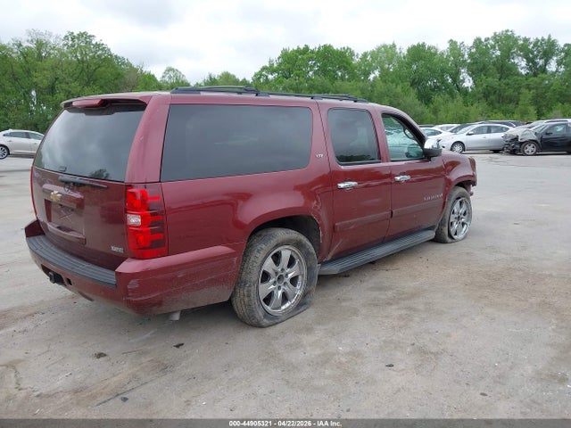 Chevrolet Suburban 1500 Ltz