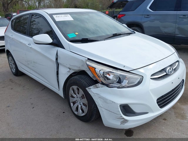 Salvage Hyundai ACCENT Image