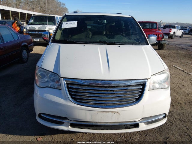 Chrysler Town & Country Limited