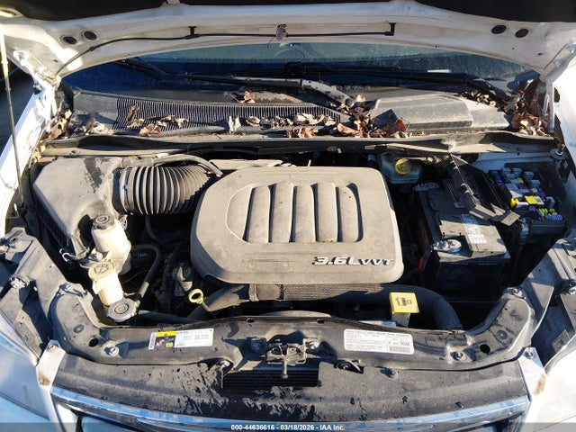 Chrysler Town & Country Limited