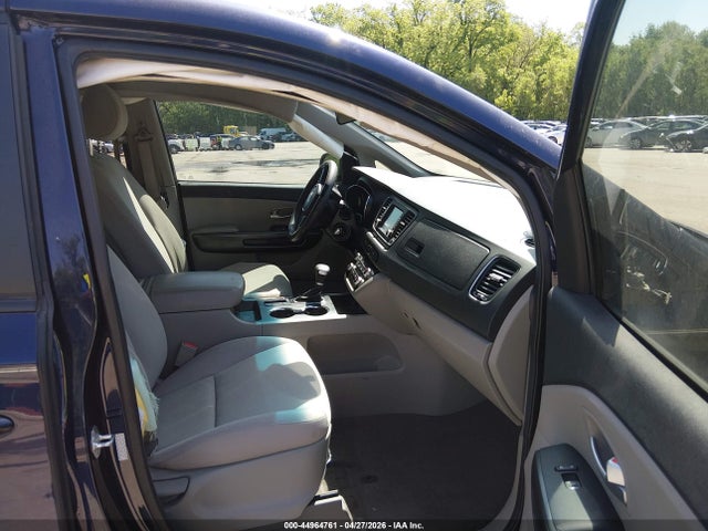 Kia Sedona Lx