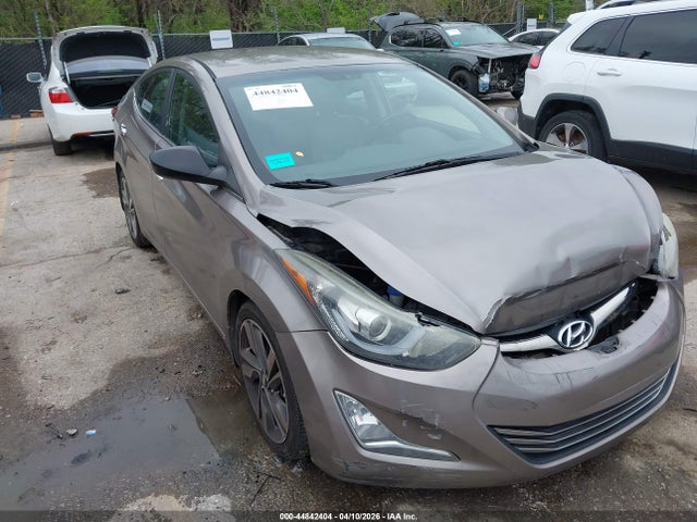 Salvage Hyundai ELANTRA Image