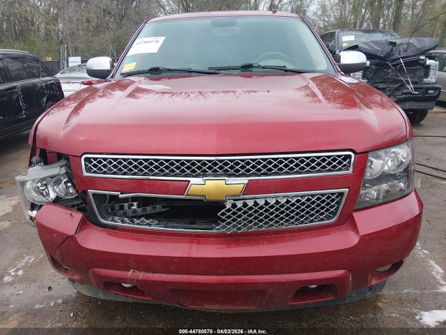 Chevrolet Suburban 1500 Ltz