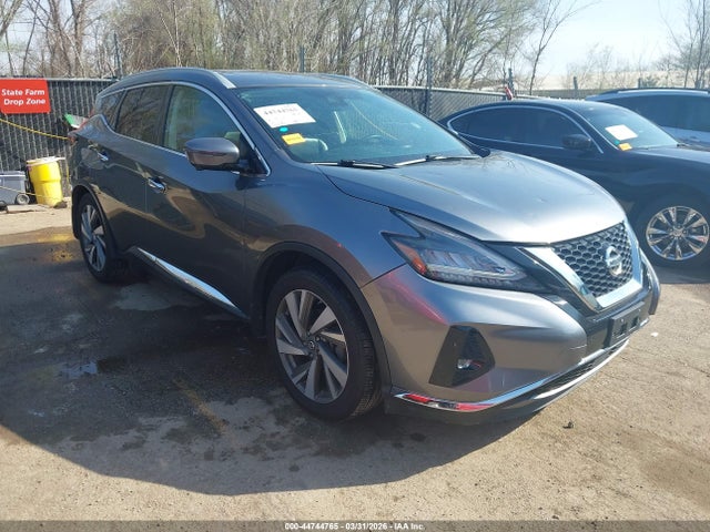 Salvage Nissan Murano Image