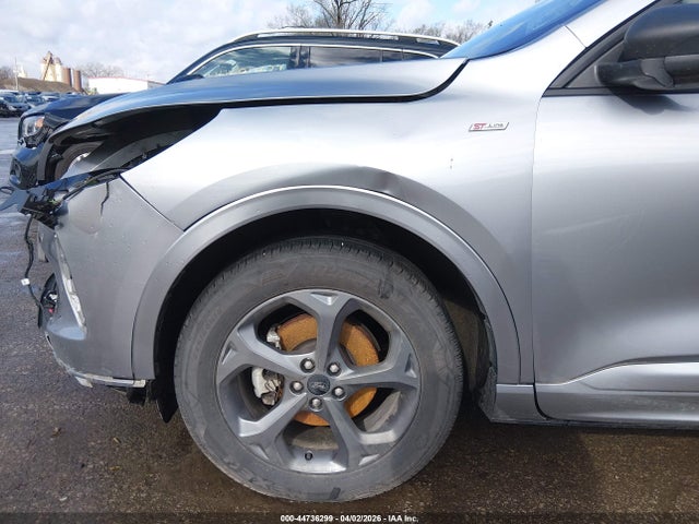 Ford Escape St-line