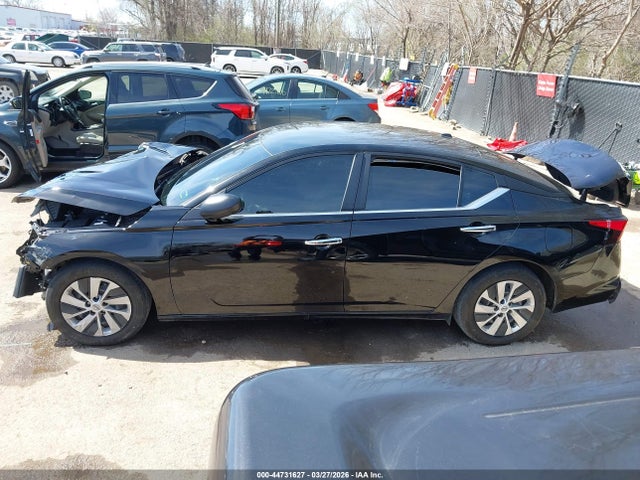 Nissan Altima S Fwd