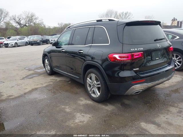 Mercedes-Benz GLB 4matic