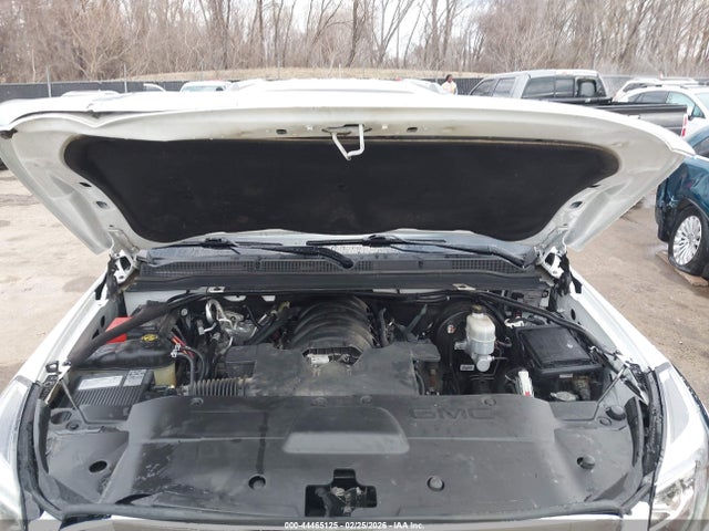 GMC Yukon Denali