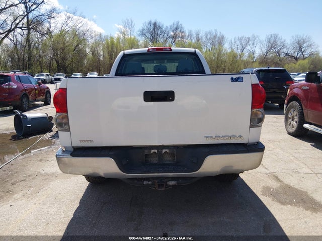 Toyota Tundra Base V6