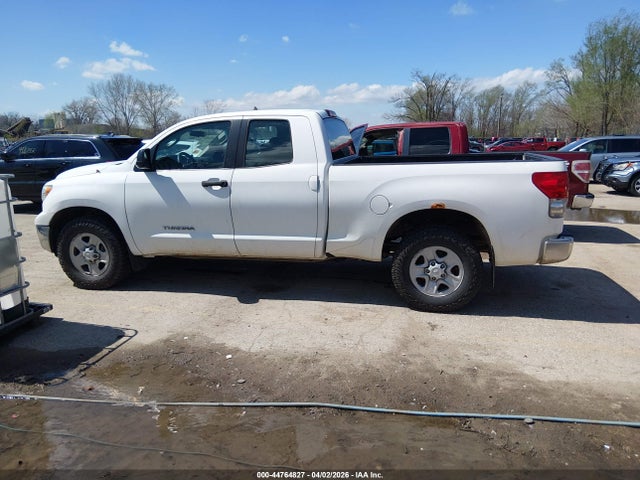 Toyota Tundra Base V6