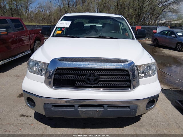 Toyota Tundra Base V6