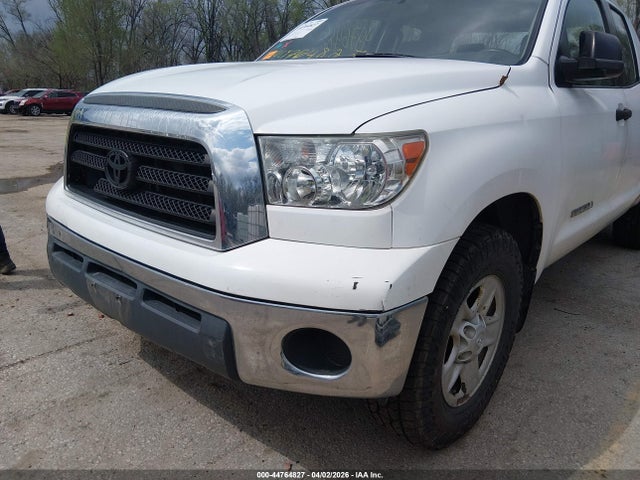 Toyota Tundra Base V6