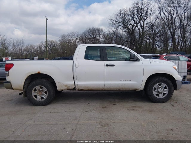 Toyota Tundra Base V6