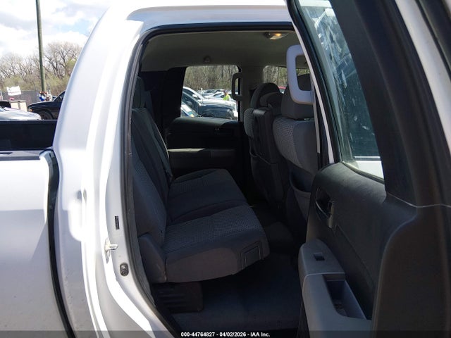 Toyota Tundra Base V6