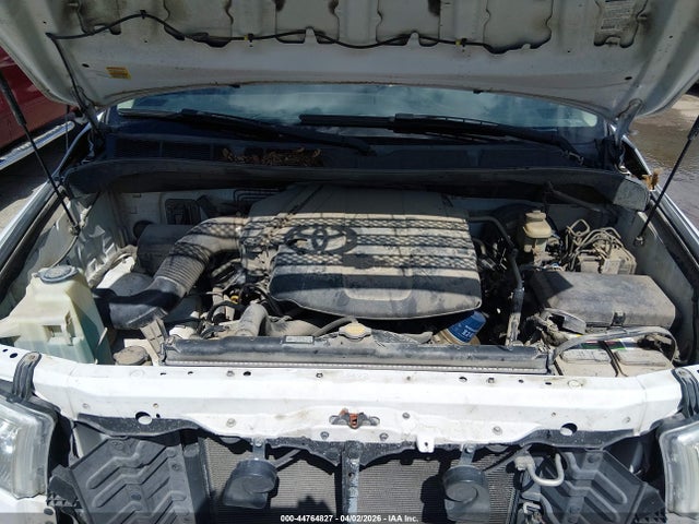 Toyota Tundra Base V6