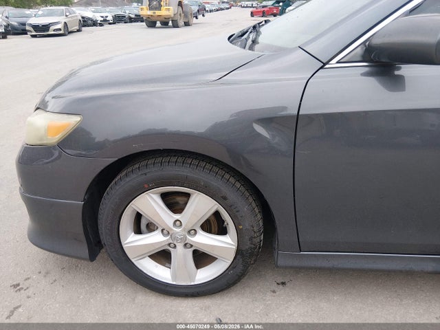 Toyota Camry Se V6