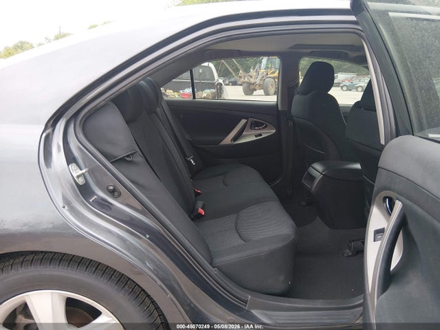 Toyota Camry Se V6
