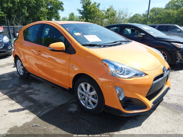 Salvage Toyota Prius c Image
