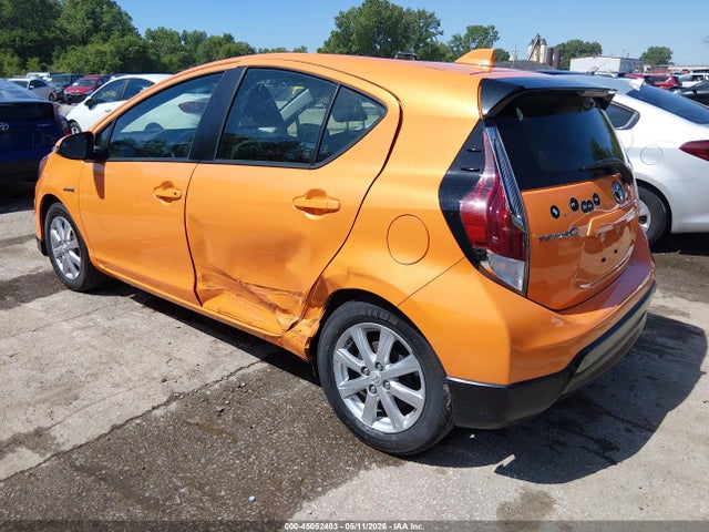 Toyota Prius c Two