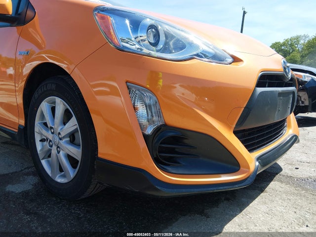 Toyota Prius c Two